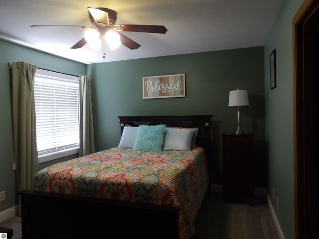 19 - 144 N Shore Dr W, House other with 2 bedrooms, 2 bathrooms and null parking in Cadillac MI | Image 14