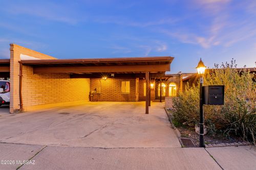 465 W Calle Lindero, Tucson, AZ, 85704 | Card Image