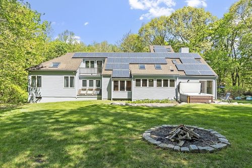 74 Littleton County Rd, Harvard, MA, 01451-1726 | Card Image