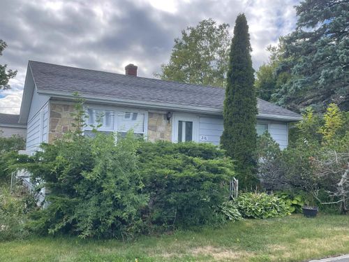 216-Ashby Ashby Rd, Sydney, NS, B1P2S8 | Card Image