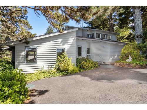 131 E Bay Point Rd, Gleneden Beach, OR, 97388 | Card Image