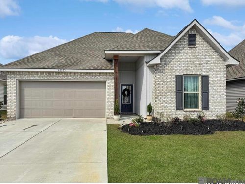 28385 Middlebrook Way, Denham Springs, LA, 70726-7899 | Card Image
