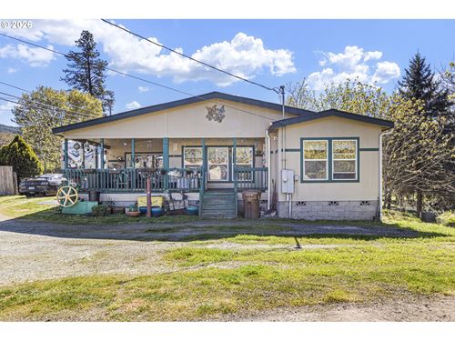 1313 N Old Pacific Hwy, Myrtle Creek, OR, 97457-7468 | Card Image