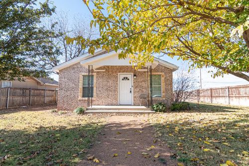 500 S Webster, Midland, TX, 79701 | Card Image