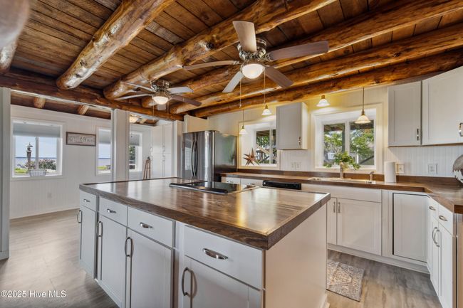 1565 Belangia Rd, House other with 2 bedrooms, 1 bathrooms and null parking in Havelock NC | Image 4