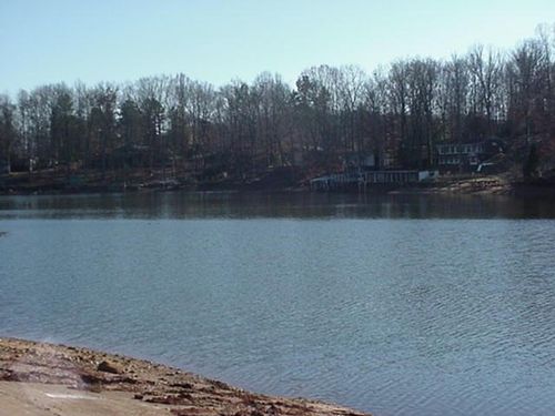 140 Waterside Pt, Abbeville, SC, 29620-3278 | Card Image