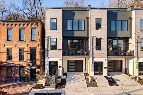 242 E Jefferson St, Pittsburgh, PA, 15212-4037 | Card Image
