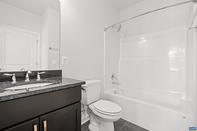 33 Whisperwood Ct, House other with 3 bedrooms, 3 bathrooms and null parking in TROY VA | Image 12