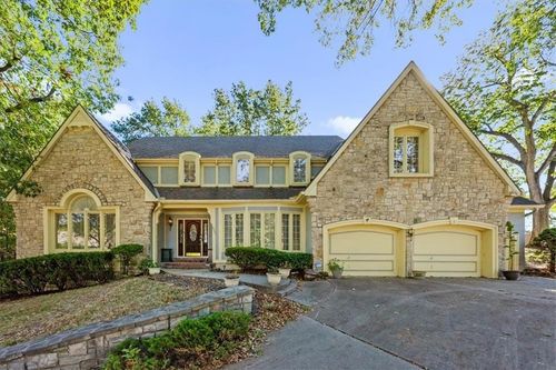 4501 Nw Baltimore Ct, Kansas City, MO, 64116-1579 | Card Image