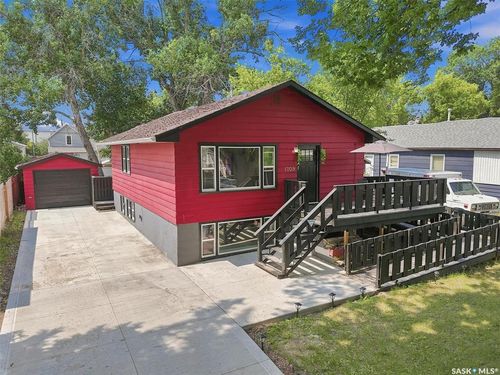 1709 2nd Ave N, Saskatoon, SK, S7K2G4 | Card Image