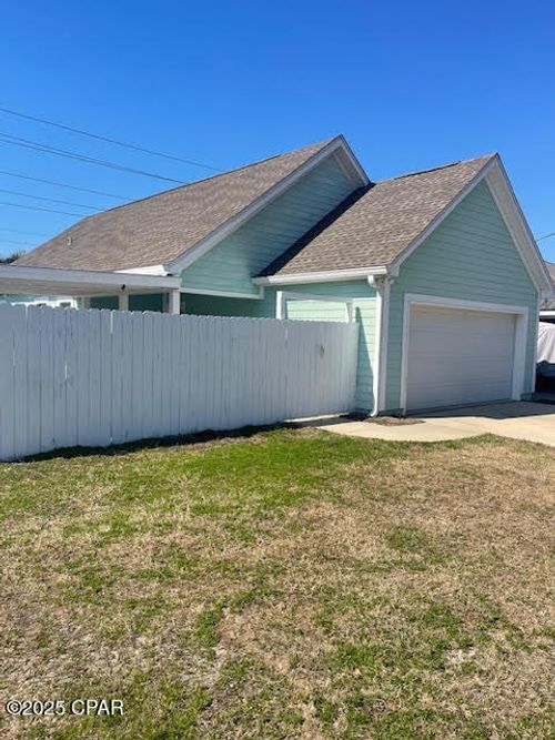6498 N Lagoon Dr, Panama City Beach, FL, 32408-3718 | Card Image