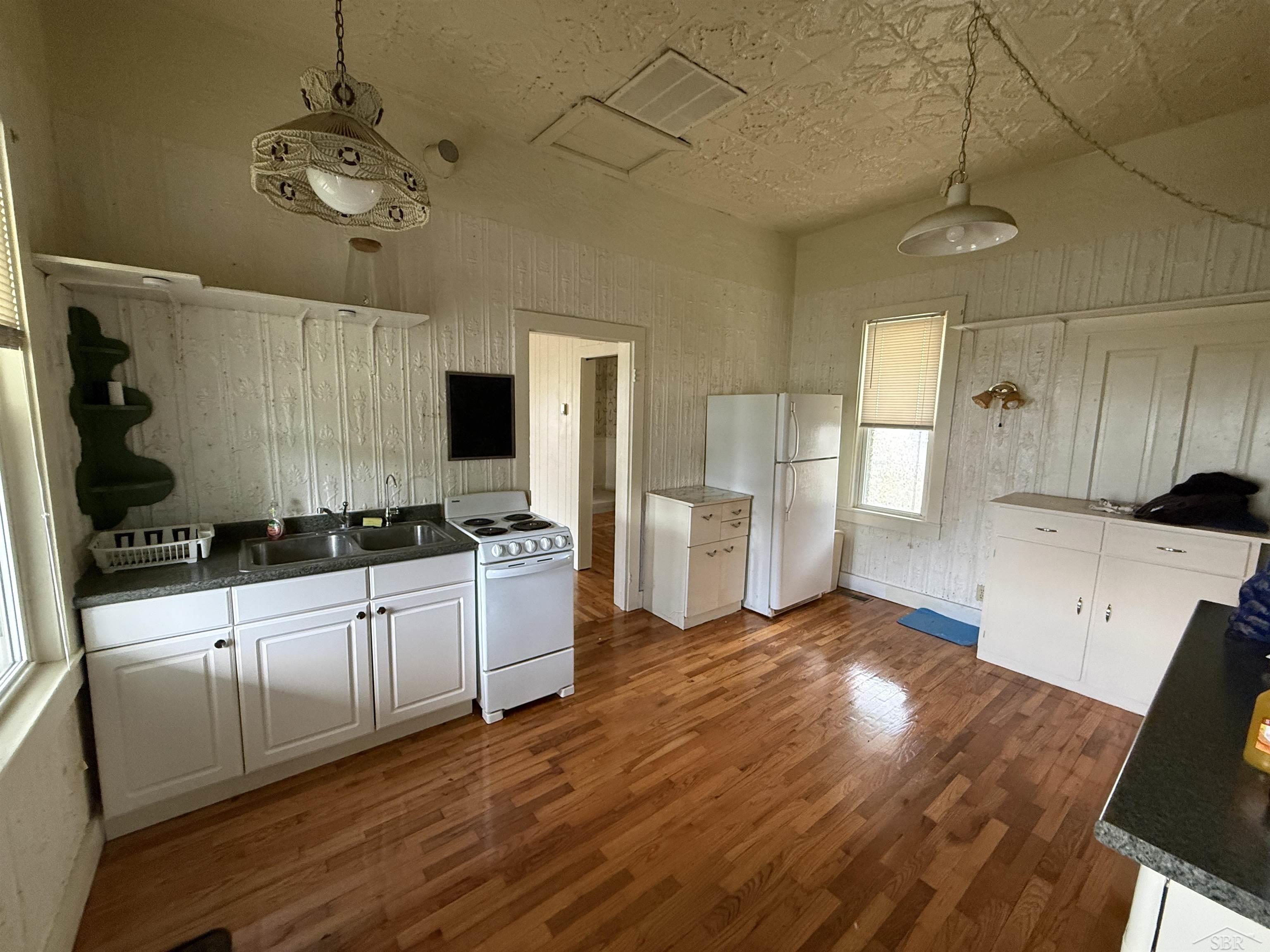 Residential in Unknown 3