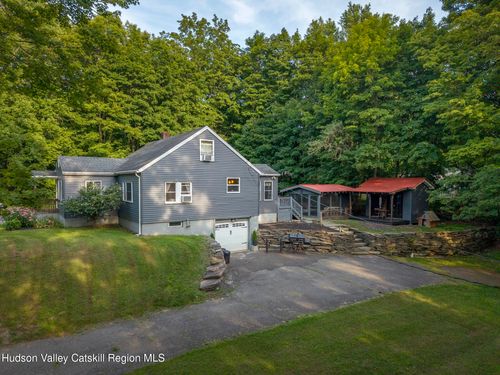 4 Clover St, West Hurley, NY, 12491-5420 | Card Image