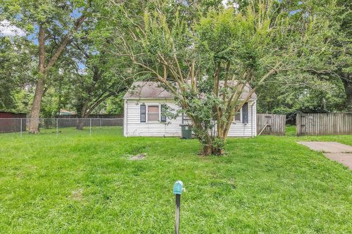 1045 Carrolton Ave, Memphis, TN, 38127 | Card Image