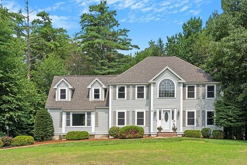 10 Rosewood Cir, East Hampstead, NH, 03826-5406 | Card Image