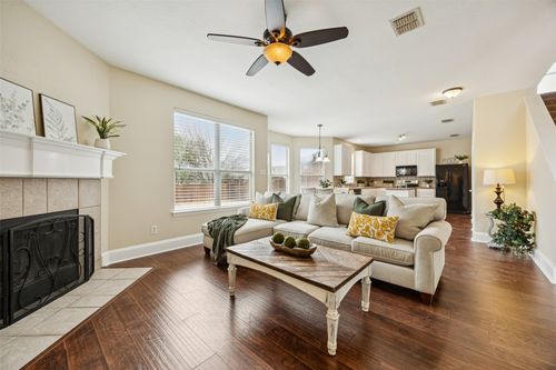 1528 Syracuse Dr, Van Alstyne, TX, 75495-2691 | Card Image