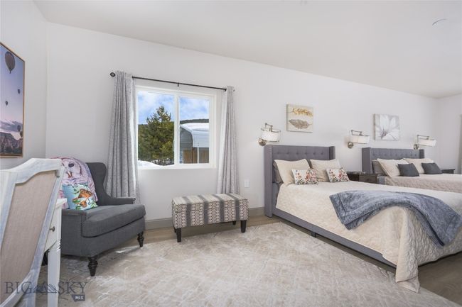 1 Bedroom Apartment/Garage Bedroom | Image 46
