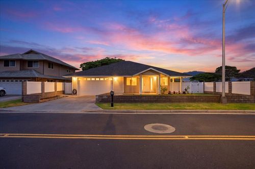 77 Kealohilani St, Kahului, HI, 96732 | Card Image