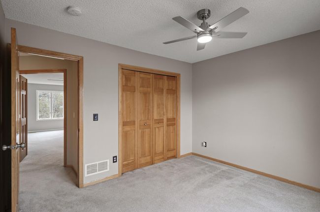 52_17606_93rd52_mls.jpg | Image 60