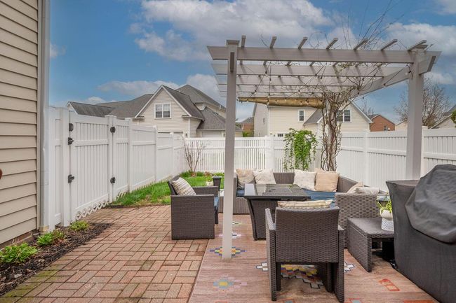 8194 Griswold Dr, House other with 4 bedrooms, 3 bathrooms and null parking in New Albany OH | Image 49