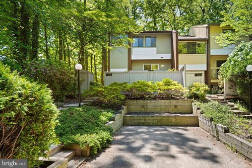 12001 Insha Ct, RESTON, VA, 20191-2617 | Card Image