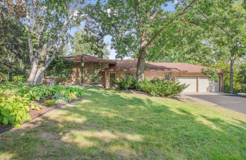 4111 Auburn Dr, Minnetonka, MN, 55305-5139 | Card Image