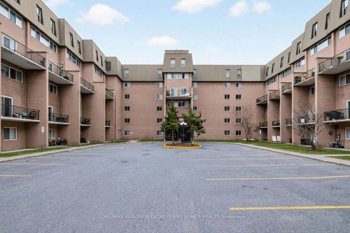 229-165 Cherokee Boulevard, North York, ON, M2J4T7 | Card Image