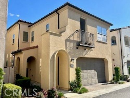 21709 Bene Dr, Santa Clarita, CA, 91350-8539 | Card Image