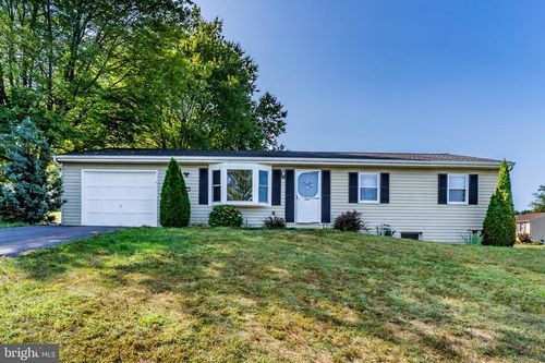 12 Pine Tree Dr, Mechanicsburg, PA, 17055-5568 | Card Image