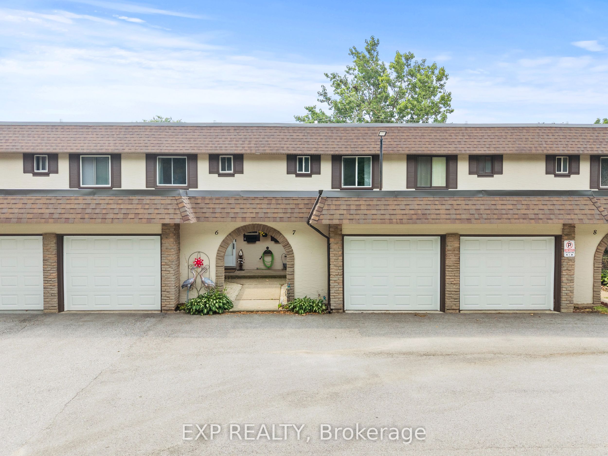 Residential in Niagara Falls