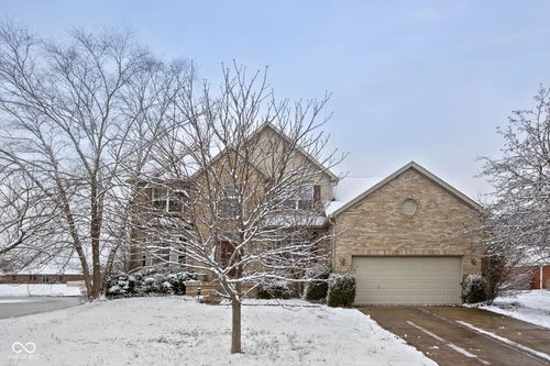 2048 Whitetail Ct, Avon, IN, 46123-7389 | Card Image