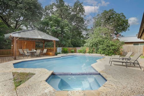 211 Forrest Trl, Universal City, TX, 78148-3509 | Card Image