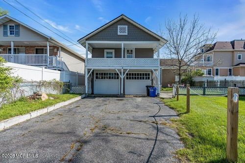 3-504 8th Ave, Belmar, NJ, 07719-2221 | Card Image