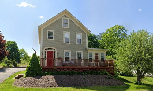 18 Spruce St, Somersworth, NH, 03878-4412 | Card Image