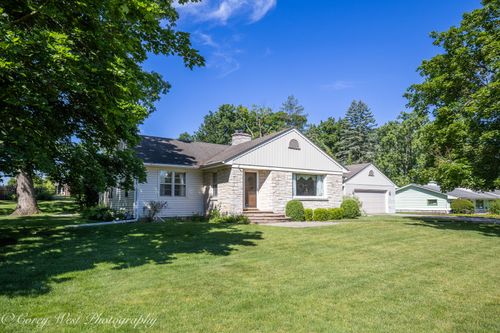 801 Lawnwood Avenue, Dekalb, IL, 60115 | Card Image