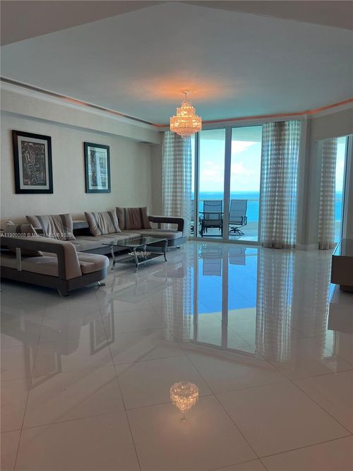 apt-3001-16051 Collins Ave, Sunny Isles Beach, FL, 33160-4622 | Card Image