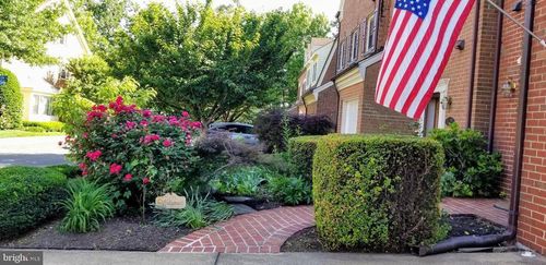 6326 Manchester Way, ALEXANDRIA, VA, 22304-3534 | Card Image