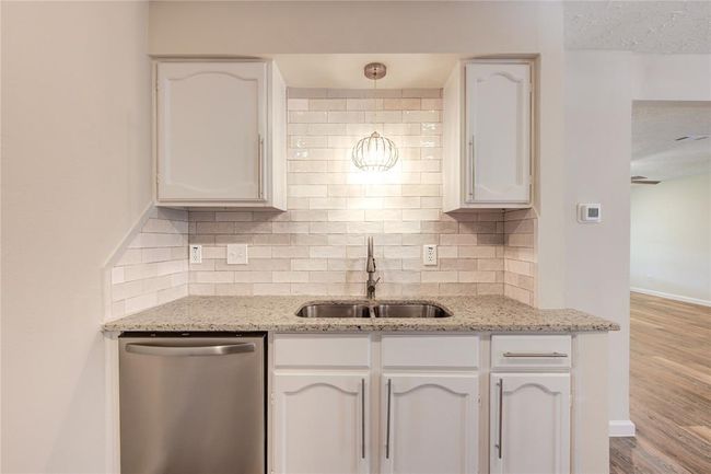 New sink and faucet and a beautiful backsplash | Image 11