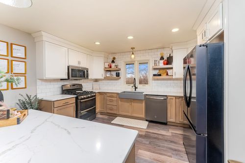 609 S Splitrock Blvd Boulevard, Brandon, SD, 57005 | Card Image