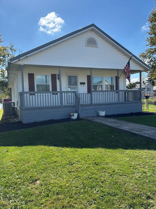 414 South St, Crestline, OH, 44827-1557 | Card Image