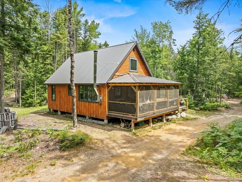 289 Pratt Road, Parsonsfield, ME, 04047 | Card Image