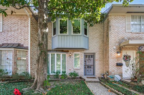 apt-f-5530 Holly St, Houston, TX, 77081-7412 | Card Image