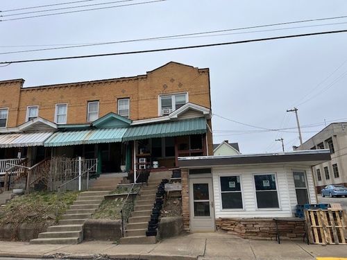 1526 Middle St, Sharpsburg, PA, 15215-2532 | Card Image