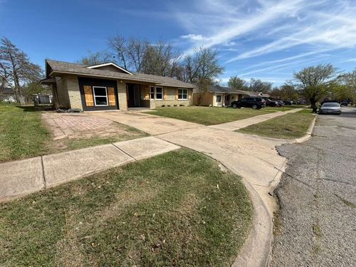 1709 Dorothy Dr, Grand Prairie, TX, 75051-2818 | Card Image