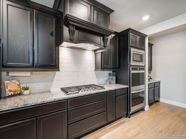 126 Stout Cv, House other with 5 bedrooms, 4 bathrooms and null parking in Cibolo TX | Image 11