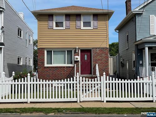 278 Forest St, Kearny, NJ, 07032-3420 | Card Image