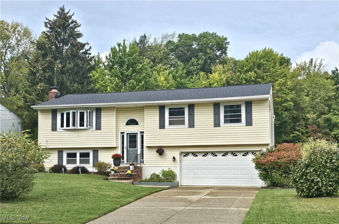 Magnolia Dr, Brunswick, OH 44212