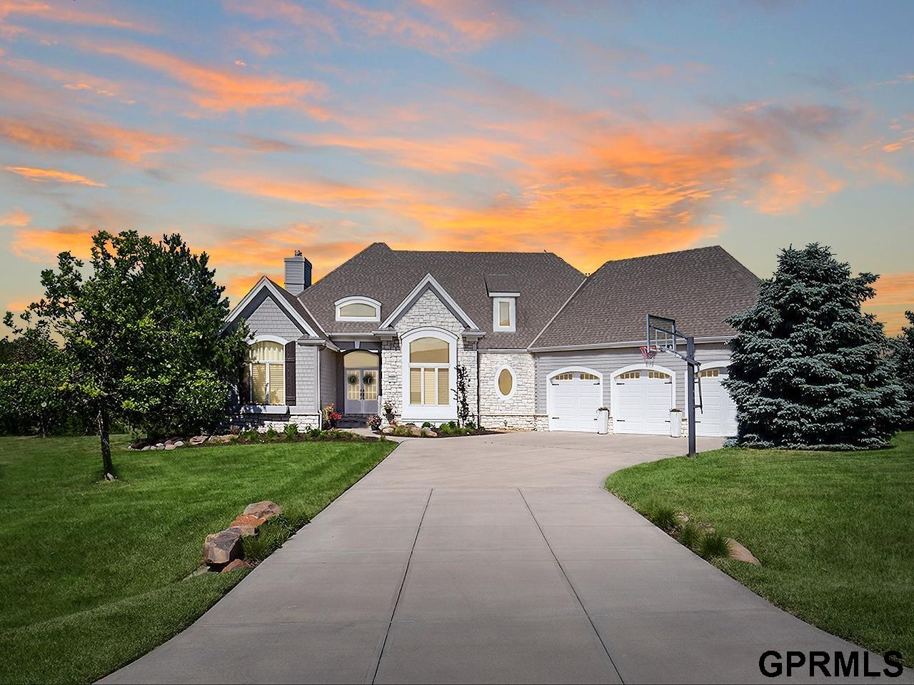 Bobwhite Rd, Gretna, NE 68028