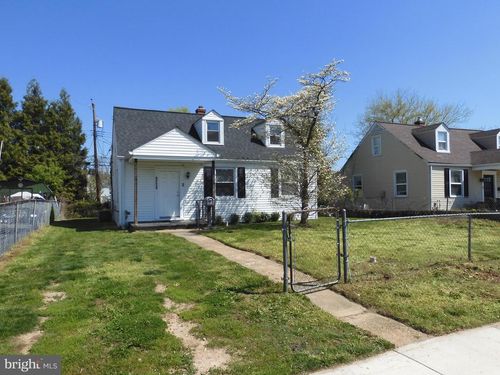 8220 Cornwall Rd, Baltimore, MD, 21222-6008 | Card Image