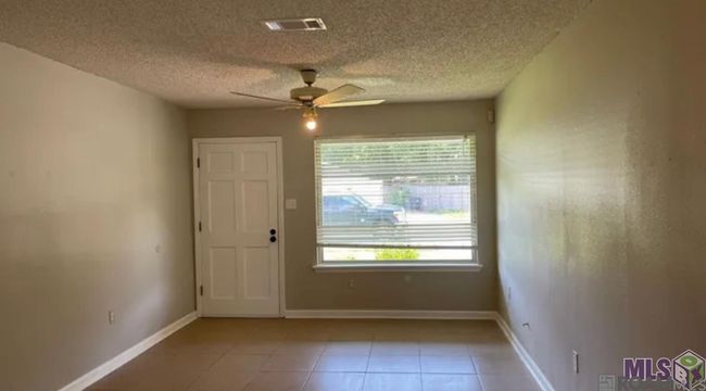 9741 Buttercup Dr, House other with 3 bedrooms, 2 bathrooms and 4 parking in Baton Rouge LA | Image 4